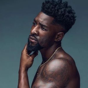 Meet your Posher, Adrian